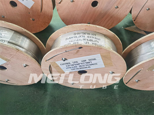 En bas de la ligne de contrôle hydraulique de trou hauts 2205 duplex rapportez le capillaire de recuit d'acier inoxydable