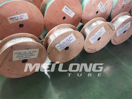 ligne de contrôle enroulée en acier de tuyauterie de 12000M Annealed Hydraulic Stainless force à haute résistance